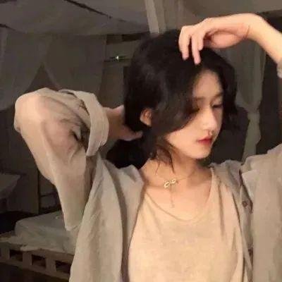 雏燕嬉春